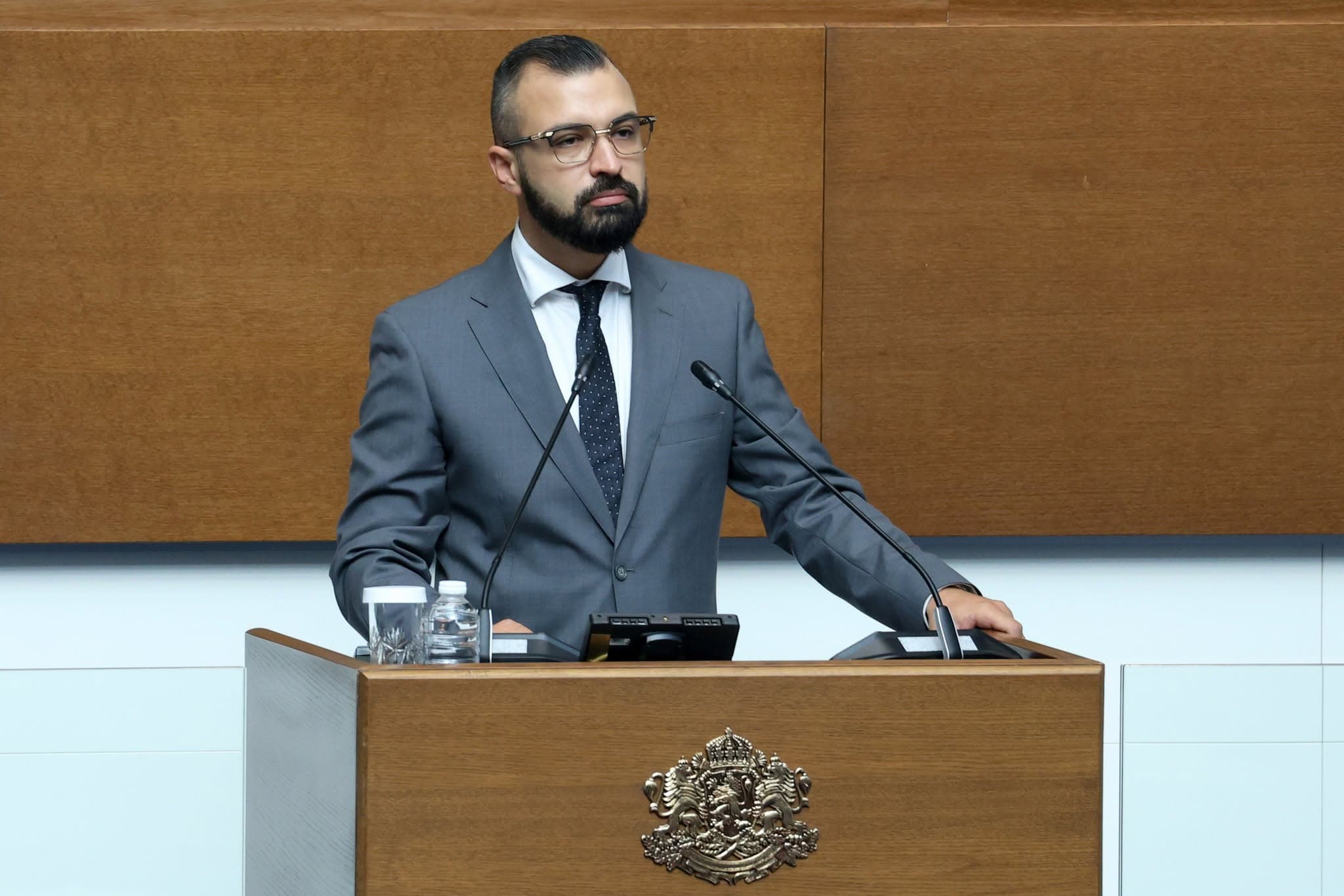 „ПРОГРЕСИВНА БЪЛГАРИЯ“ спира повишаването на таксите за университетите