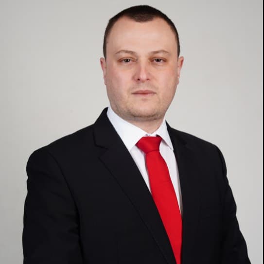 Михаил Михайлов