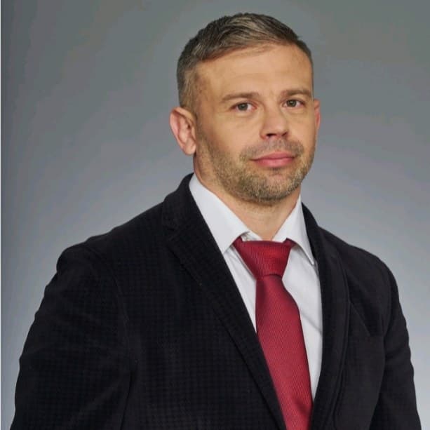 Стилиян Петров