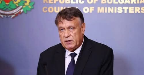 „Насилието е безсилие“ - кампания на МОН и МВР срещу агресията в училище