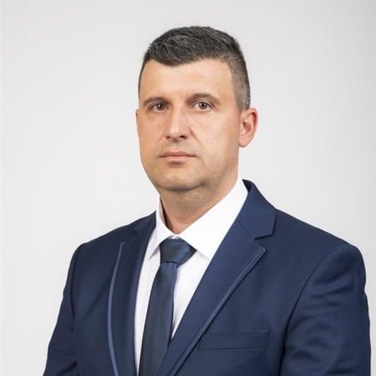 Владимир Сертов
