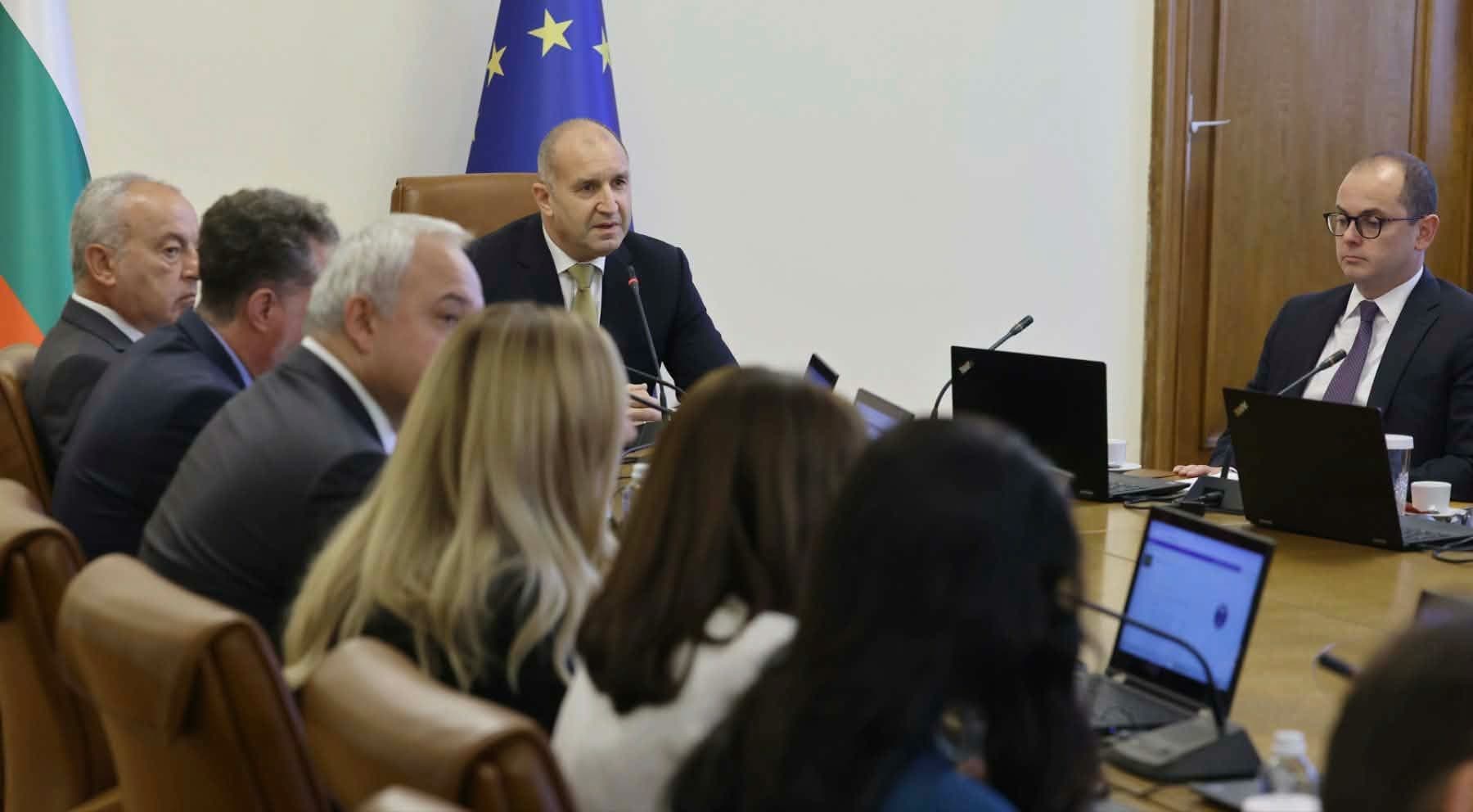 Румен Радев: Правителството и мнозинството в НС работиха неуморно, за да наваксат проспаните години на безхаберие
