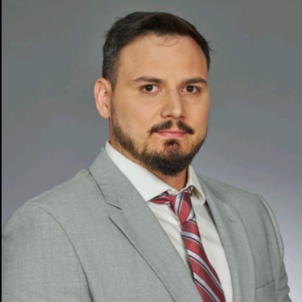 Емил Велев