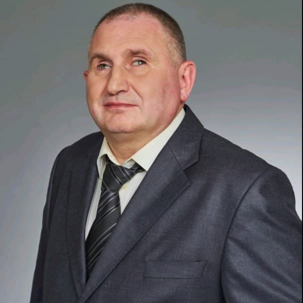 Иван Янев