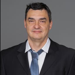 Владимир Николов
