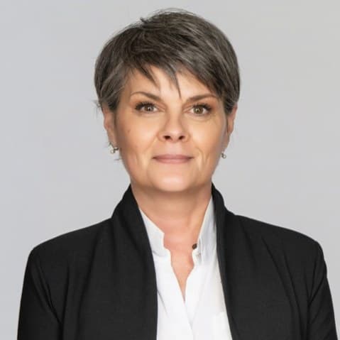 Даниела Николова - Кършева