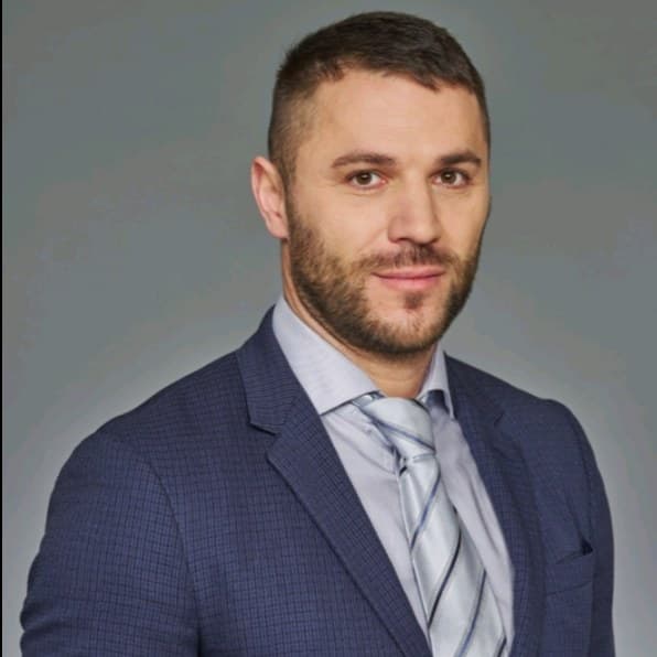 Владимир Иванов