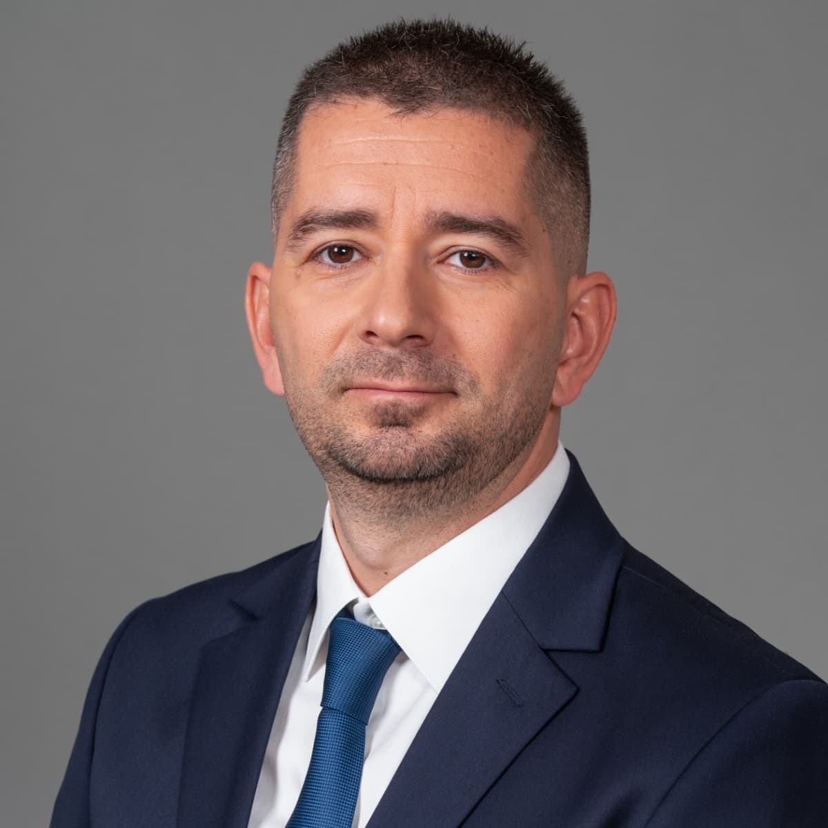 Слави Василев